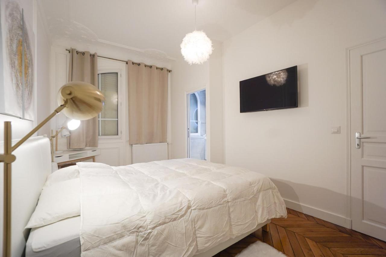 Modern Duplex Close To The Eiffel Tower Paris Bagian luar foto