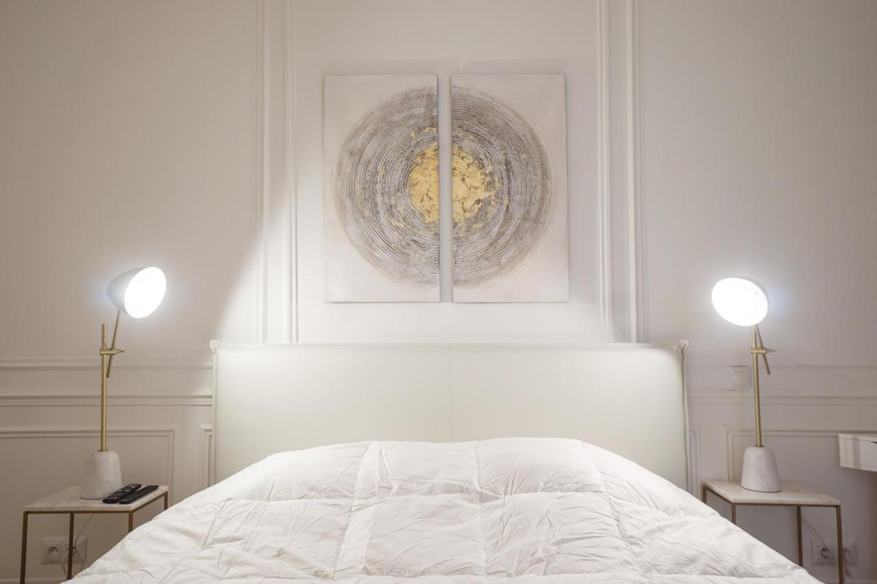 Modern Duplex Close To The Eiffel Tower Paris Bagian luar foto