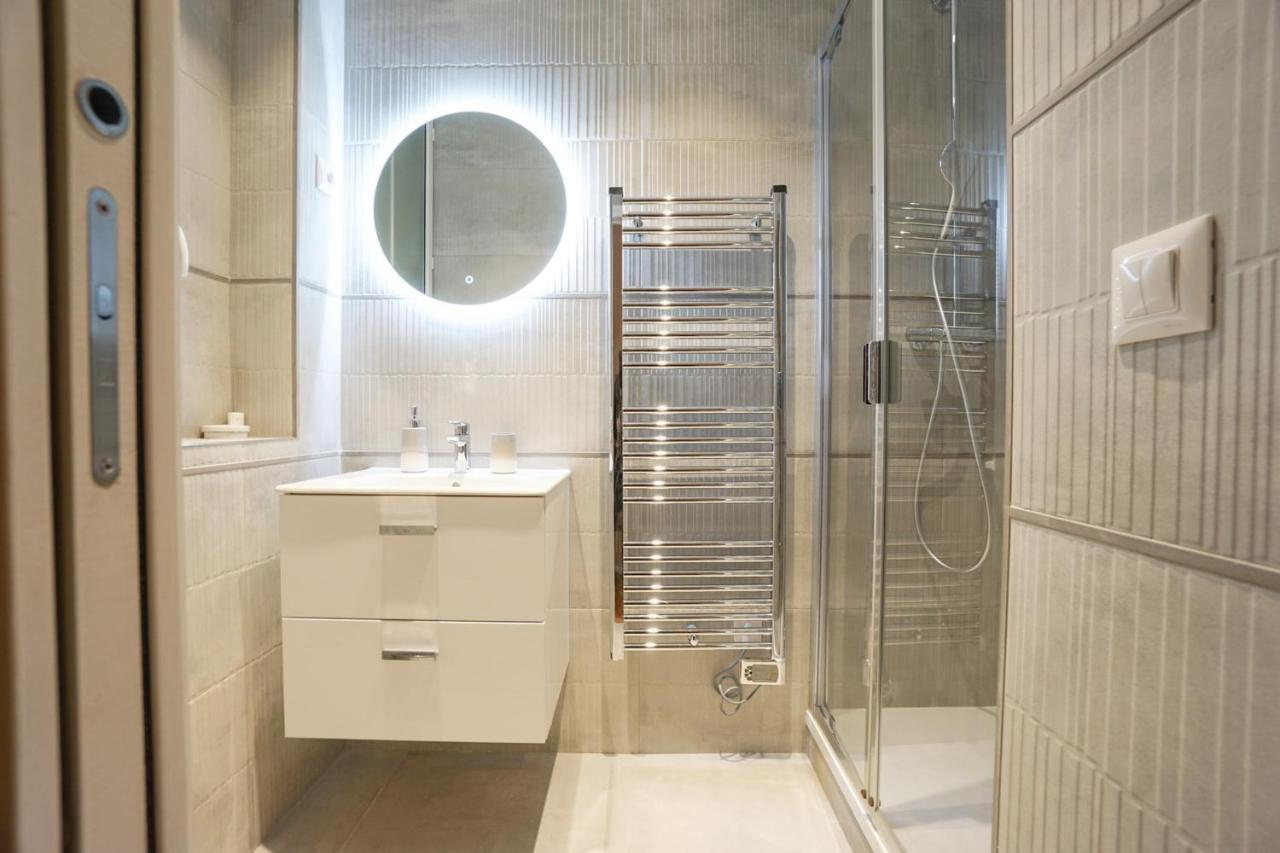 Modern Duplex Close To The Eiffel Tower Paris Bagian luar foto