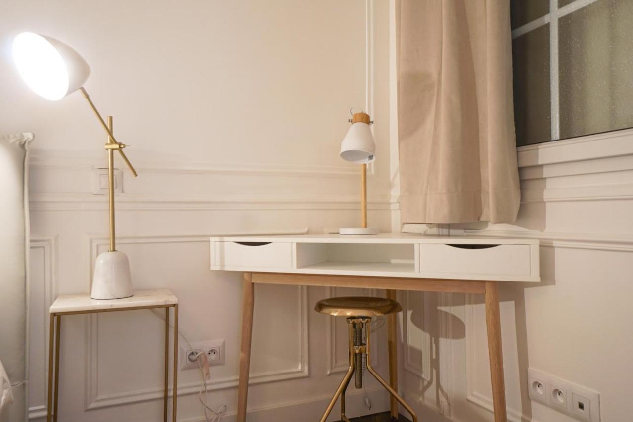 Modern Duplex Close To The Eiffel Tower Paris Bagian luar foto