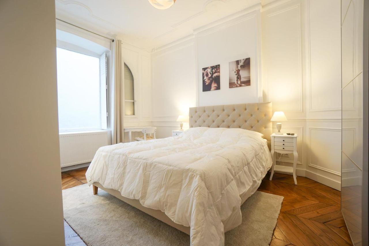Modern Duplex Close To The Eiffel Tower Paris Bagian luar foto